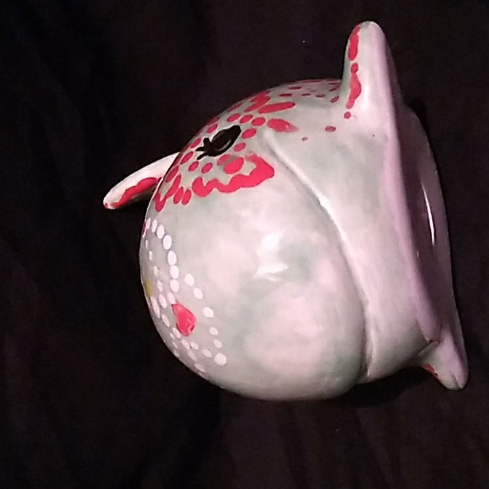 Hand Painted Colorful Ceramic Whale Figurine (B2) - Picture 8 of 10